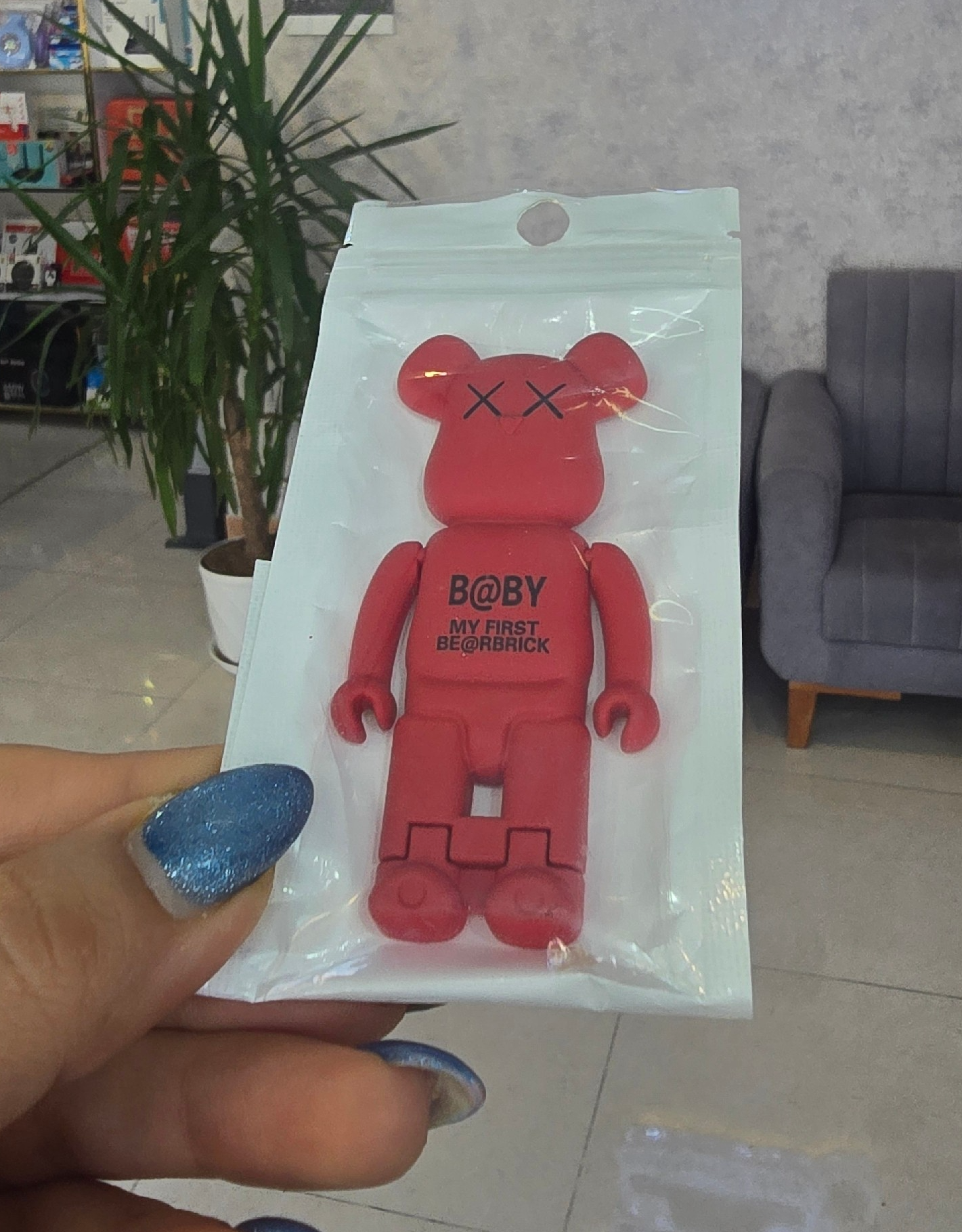 پاپ سوکت Baby آدمکی تکیه گاه مناسب برای موبایل