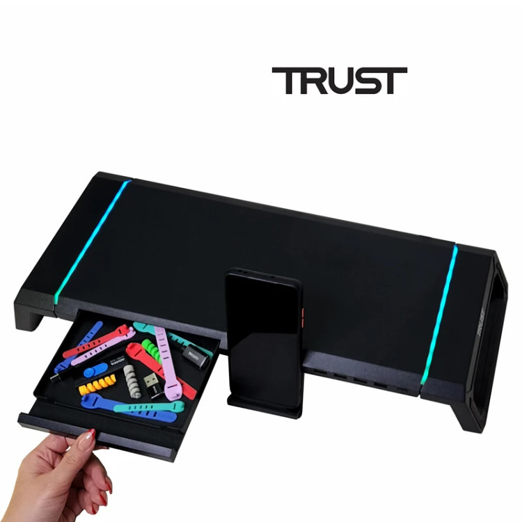 پایه نگهدارنده مانیتور تراست مدل TDESK دارای RGB